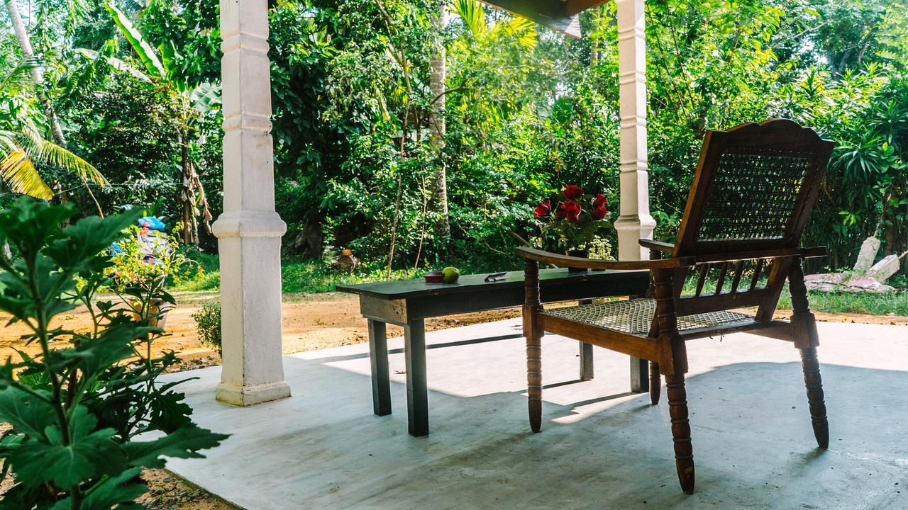 New Sam Tourist Inn Weligama Eksteriør bilde